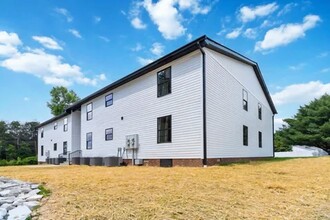 56 Hopewell Church Rd, Unit 8 in Corbin, KY - Building Photo - Building Photo