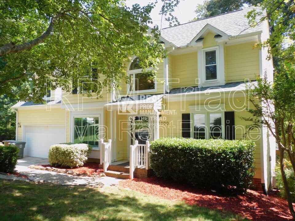 5300 Lange Trail in Greensboro, NC - Building Photo