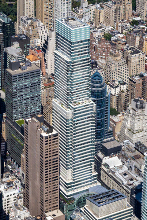 One Beacon Court in New York, NY - Foto de edificio