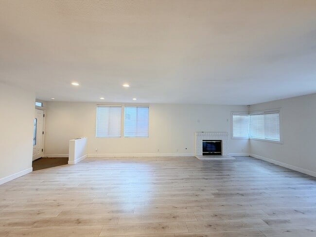 6315 Blossom Ln in Chino Hills, CA - Building Photo - Building Photo