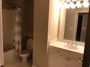 11700 Old Georgetown Rd in Rockville, MD - Building Photo - Building Photo