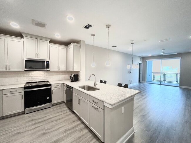 7565 Laureate Blvd-Unit -3408 in Orlando, FL - Building Photo - Building Photo