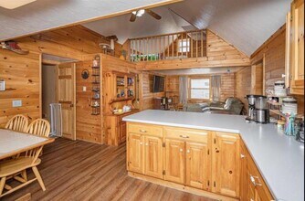 48 Pine St in Hopkinton, NH - Building Photo - Building Photo