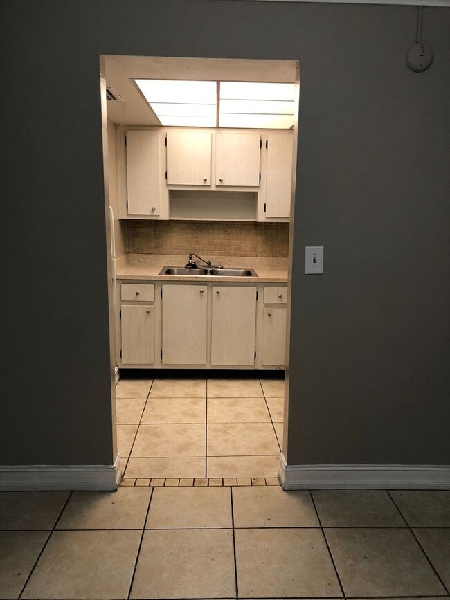 property at 1830 Maravilla Ave