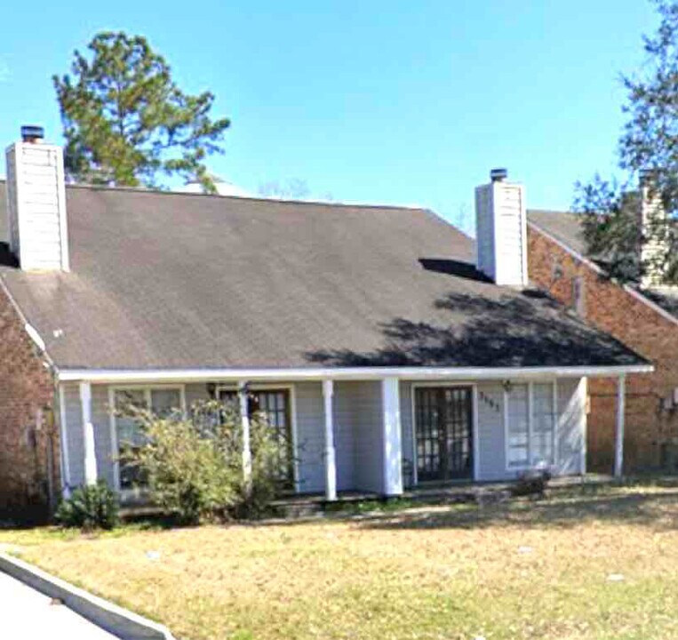 3153 O'Neal Ln in Baton Rouge, LA - Foto de edificio