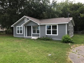 1113 Big Rock St in Canton, TX - Building Photo