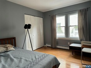 126 Irving St in Leonia, NJ - Building Photo - Building Photo