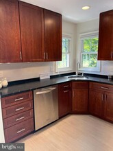 718 Beacon Hill Terrace in Gaithersburg, MD - Building Photo - Building Photo