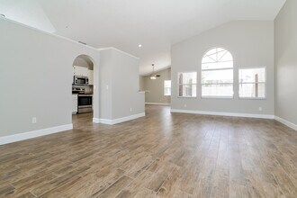 2121 River Park Blvd in Orlando, FL - Foto de edificio - Building Photo
