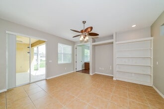 5412 Lexington Dr in Parrish, FL - Building Photo - Building Photo