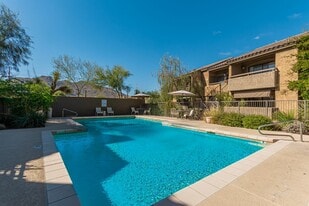 Alta Vista in Carefree, AZ - Building Photo