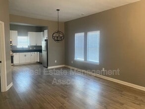 609 N Hill St in Griffin, GA - Building Photo - Building Photo