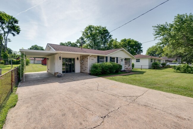3234 Moorewood Dr in Nashville, TN - Building Photo - Building Photo