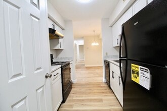 1018 Blue Ridge Dr in Harrisonburg, VA - Building Photo - Building Photo
