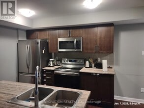 315 Eldorado Private in Ottawa, ON - Building Photo - Building Photo