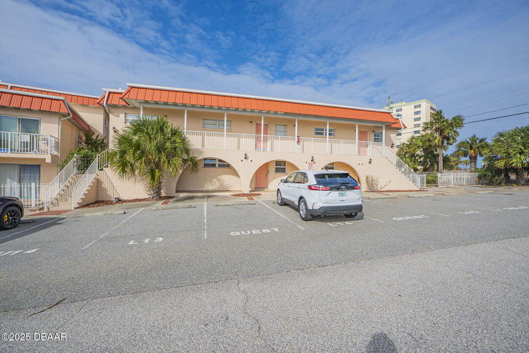 1510 Ocean Shore Blvd in Ormond Beach, FL - Building Photo