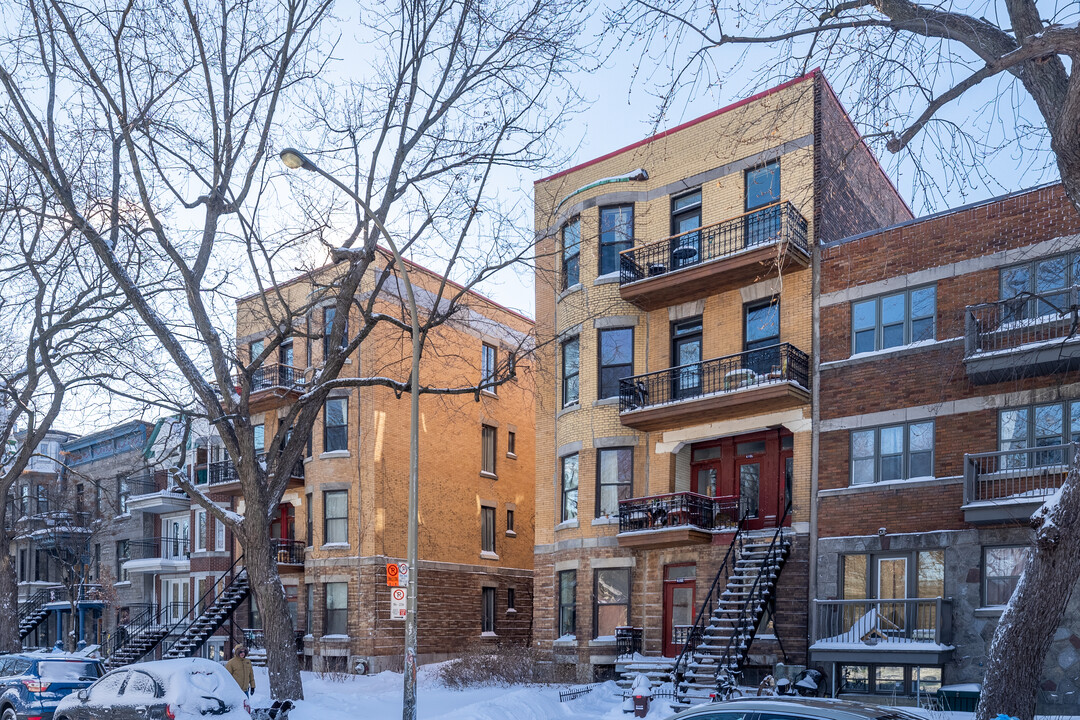 4088-4108 Du Parc-Lafontaine Av in Montréal, QC - Building Photo