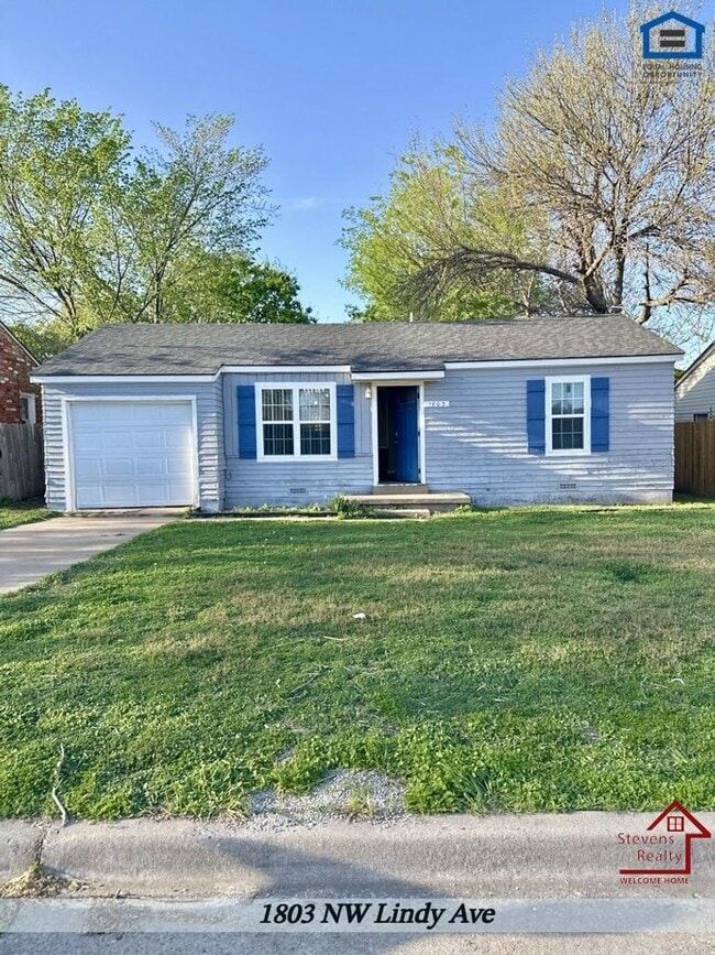 1803 NW Lindy Ave in Lawton, OK - Building Photo - Building Photo