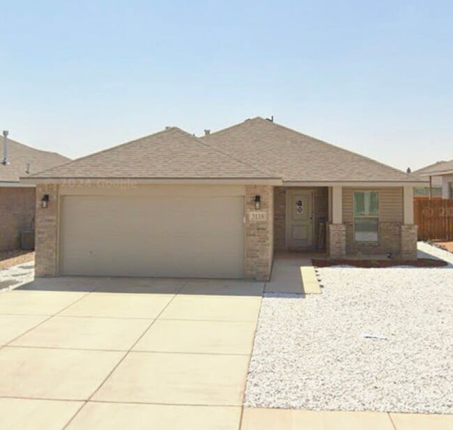 property at 3118 Urbana Pl