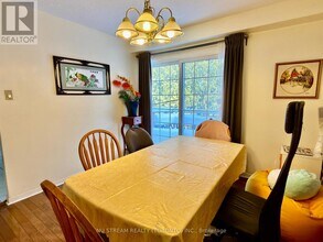 653-653 Village Pkwy in Markham, ON - Building Photo - Building Photo