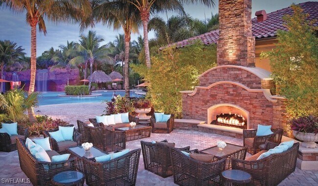 8340 Mystic Greens Way in Naples, FL - Building Photo - Building Photo