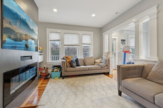 18 Hamilton Rd in Somerville, MA - Building Photo - Building Photo