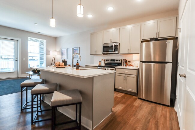 Residences at Topiary Park in Columbus, OH - Building Photo - Building Photo