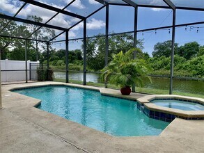 2015 Wrangler Dr in Brandon, FL - Building Photo - Building Photo