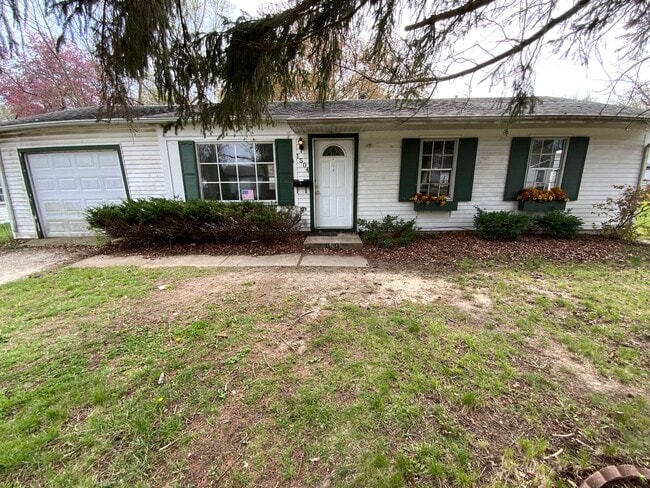 property at 1504 Edgewood Dr