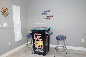 4407 SW 16th Pl in Cape Coral, FL - Building Photo - Building Photo