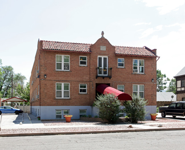 910 Greenwood Ave in Canon City, CO - Building Photo - Building Photo