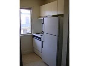 700 Memorial Way in Hayward, CA - Building Photo - Building Photo