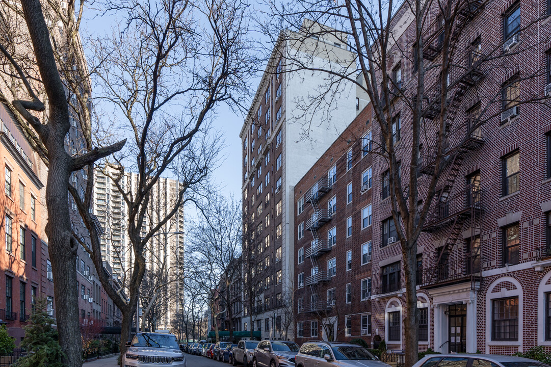 24 Monroe Pl in Brooklyn, NY - Foto de edificio