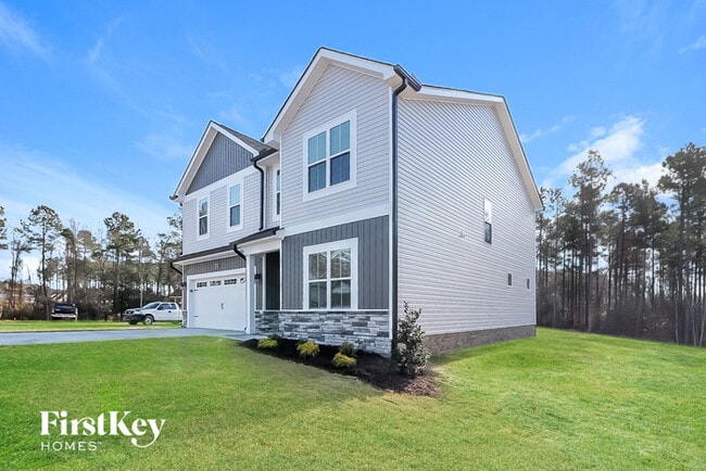 265 Creek Crossing Dr in Benson, NC - Building Photo - Building Photo