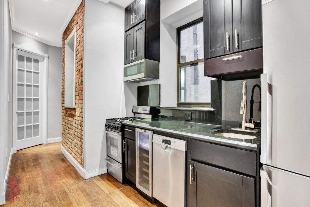 141 Ridge St in New York, NY - Building Photo