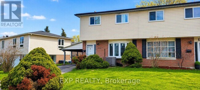 property at 184 Hollyberry Trail