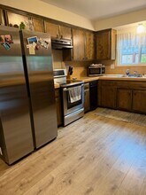 812 Greenwich Dr in Chico, CA - Building Photo - Building Photo