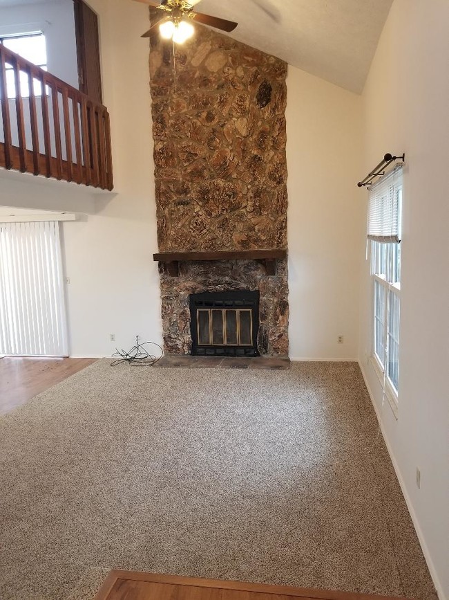 1481 Sanzon Dr in Fairborn, OH - Building Photo - Building Photo