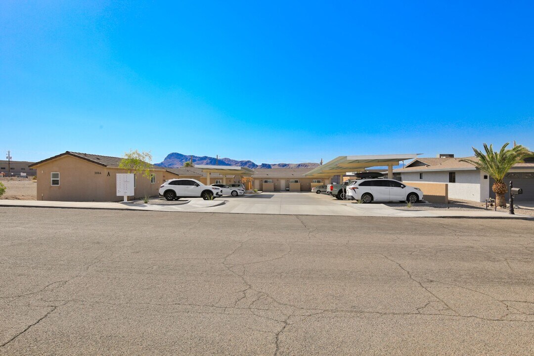 3064 Shoshone Dr in Lake Havasu City, AZ - Building Photo