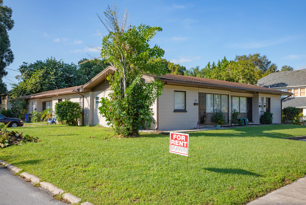 302 Cresap St in Lakeland, FL - Building Photo