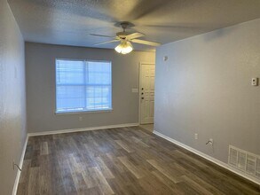 2807 Cantabrian Dr in Killeen, TX - Building Photo - Building Photo