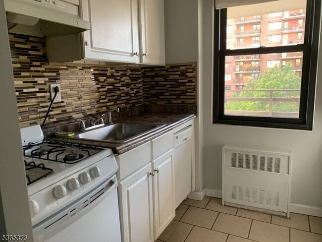 property at 201 St Pauls Ave