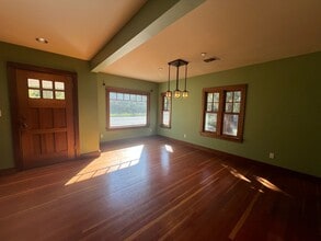 727 Siskiyou Blvd in Ashland, OR - Building Photo - Building Photo