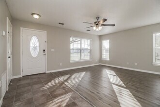 20411 Marlin St in Orlando, FL - Building Photo - Building Photo