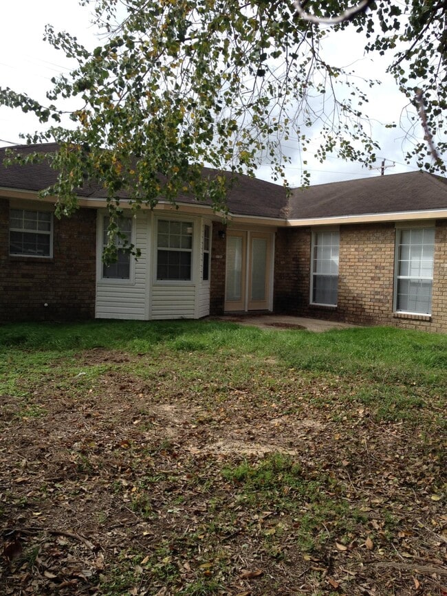 205 Timothy Dr in Lafayette, LA - Building Photo - Building Photo