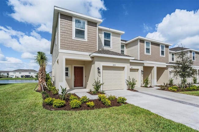 2279 Paravane Wy in Wesley Chapel, FL - Building Photo - Building Photo