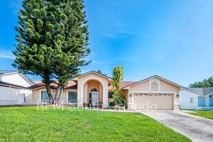 468 Sandpiper Ridge Dr in Orlando, FL - Building Photo