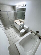 140 S Dixie Hwy in Hollywood, FL - Building Photo - Building Photo