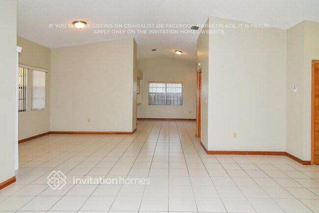 15030 SW 43rd Terrace in Miami, FL - Building Photo - Building Photo