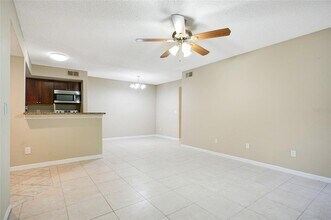 5156 Conroy Rd in Orlando, FL - Building Photo - Building Photo